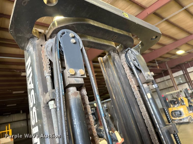 image for item EM8001 Nissan 50 forklift