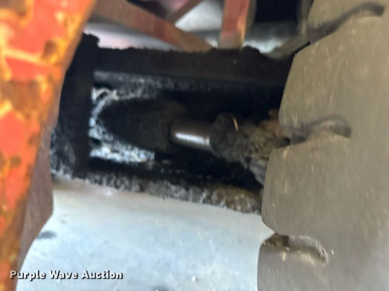 image for item EM8001 Nissan 50 forklift