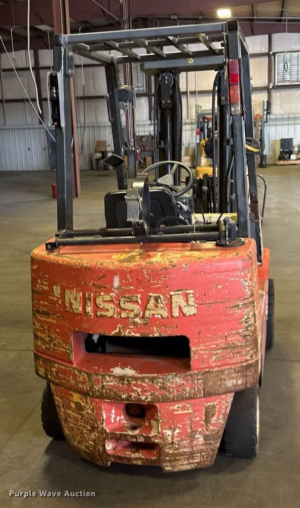 image for item EM8004 Nissan 50 forklift
