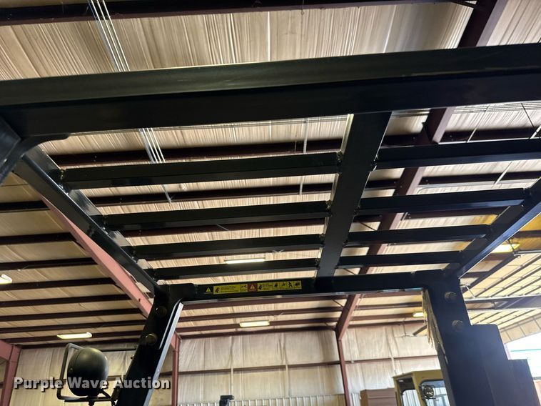 image for item EM8004 Nissan 50 forklift