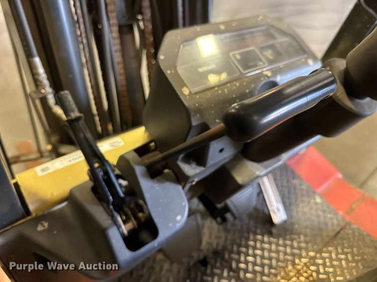 image for item EM8004 Nissan 50 forklift