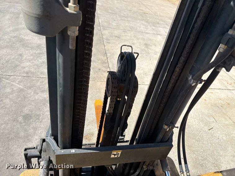 image for item EM8005 Caterpillar GC25K forklift
