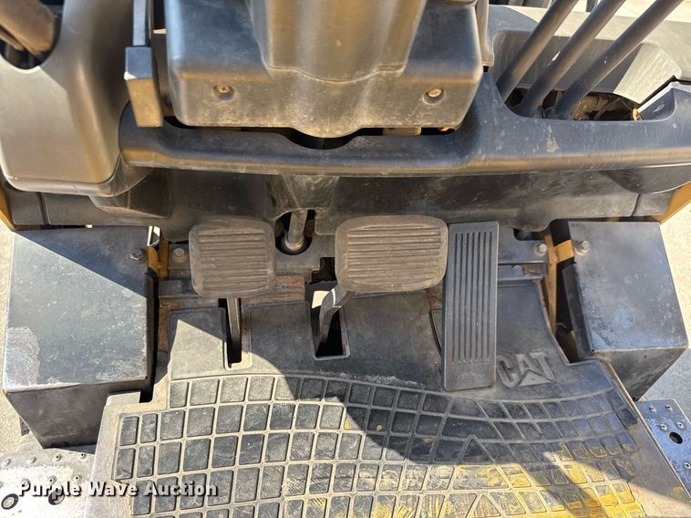 image for item EM8005 Caterpillar GC25K forklift