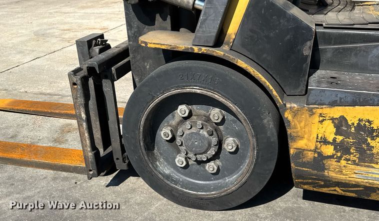 image for item EM8005 Caterpillar GC25K forklift