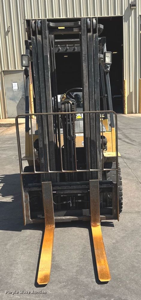 MONTACARGAS 1998 CATERPILLAR GP20