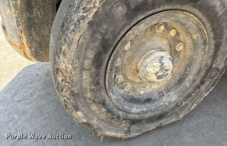 image for item EM8006 1998 Caterpillar GP20 forklift