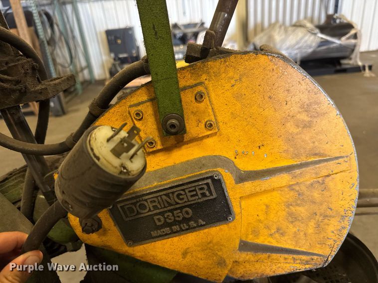 image for item EM8009 Doringer D350 cold saw