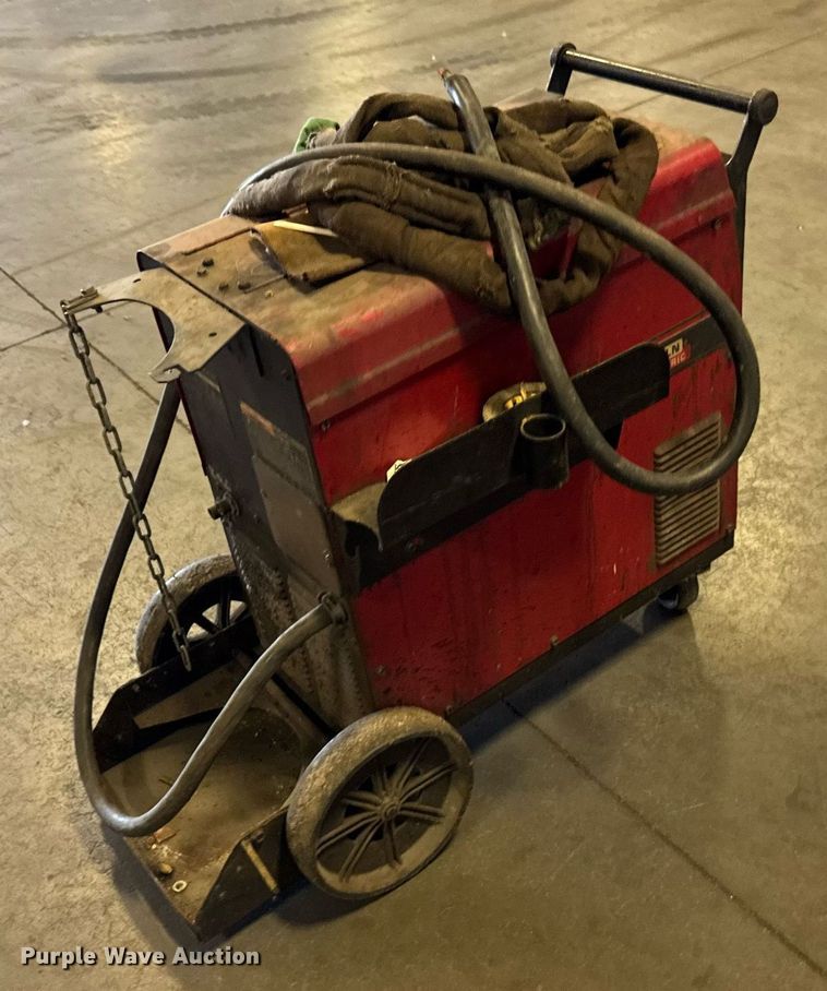 image for item EM8012 Lincoln Electric Power MIG 255C welder