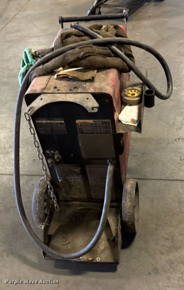 image for item EM8012 Lincoln Electric Power MIG 255C welder