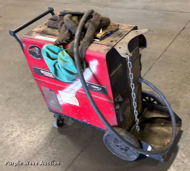 image for item EM8012 Lincoln Electric Power MIG 255C welder