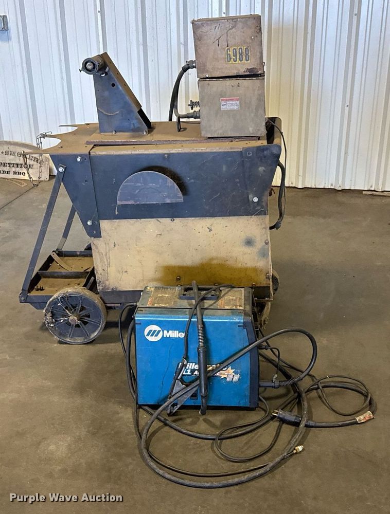 image for item EM8013 Hobart  Mega-Mig 450 RVS welder