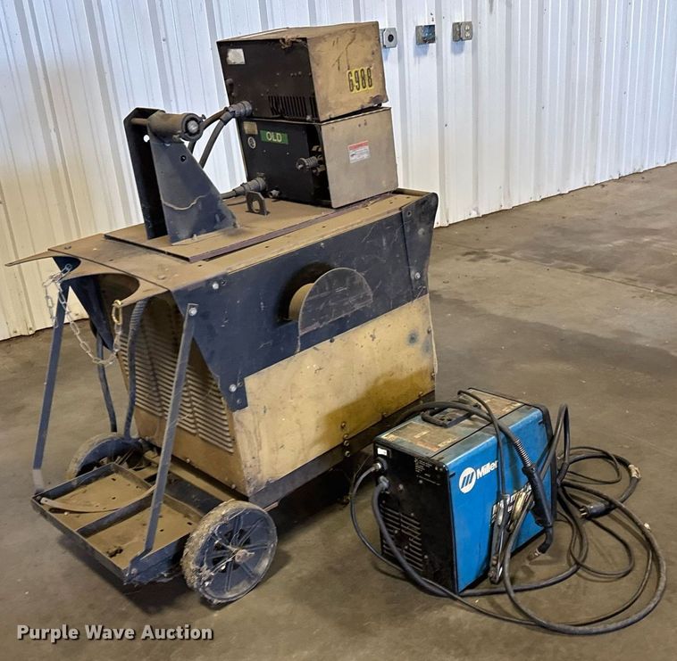 image for item EM8013 Hobart  Mega-Mig 450 RVS welder