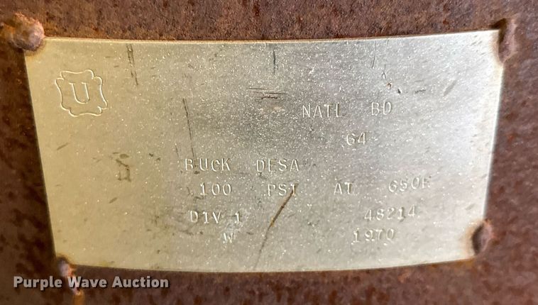 image for item EM8021 Sand blast pot 