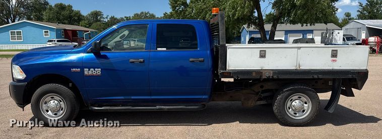 image for item EM8026 2015 Dodge Ram 2500 Crew Cab flatbed pickup truck