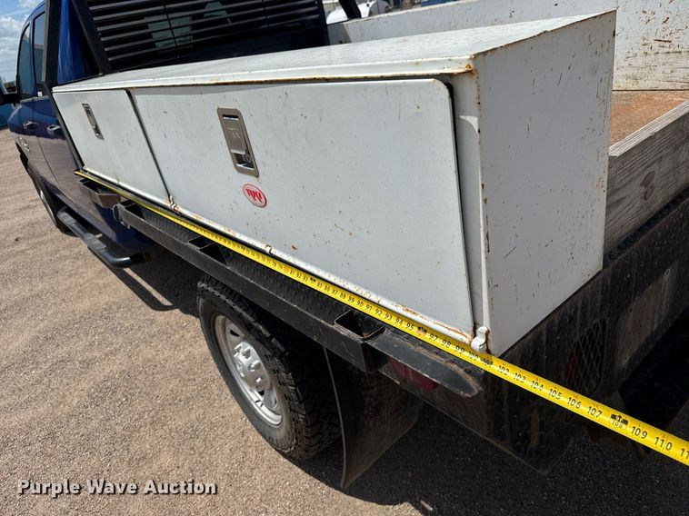 image for item EM8026 2015 Dodge Ram 2500 Crew Cab flatbed pickup truck