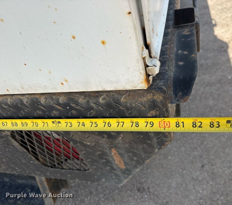 image for item EM8026 2015 Dodge Ram 2500 Crew Cab flatbed pickup truck