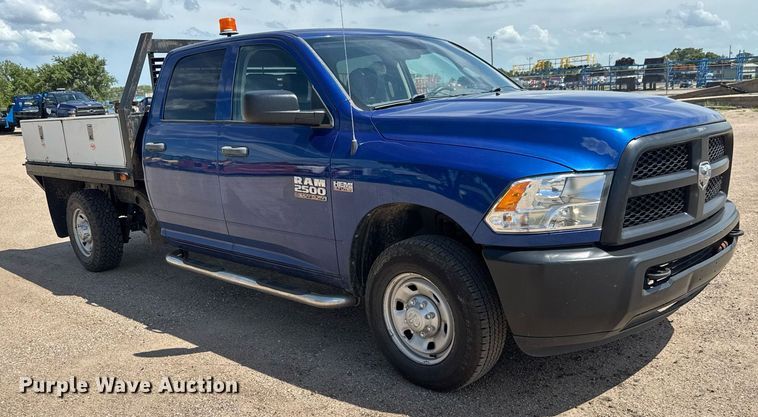 image for item EM8027 2015 Dodge Ram 2500 Crew Cab flatbed pickup truck