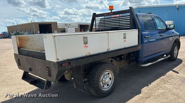 image for item EM8027 2015 Dodge Ram 2500 Crew Cab flatbed pickup truck