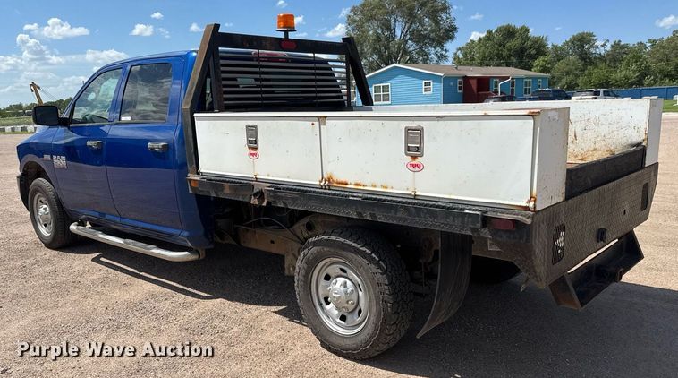 image for item EM8027 2015 Dodge Ram 2500 Crew Cab flatbed pickup truck