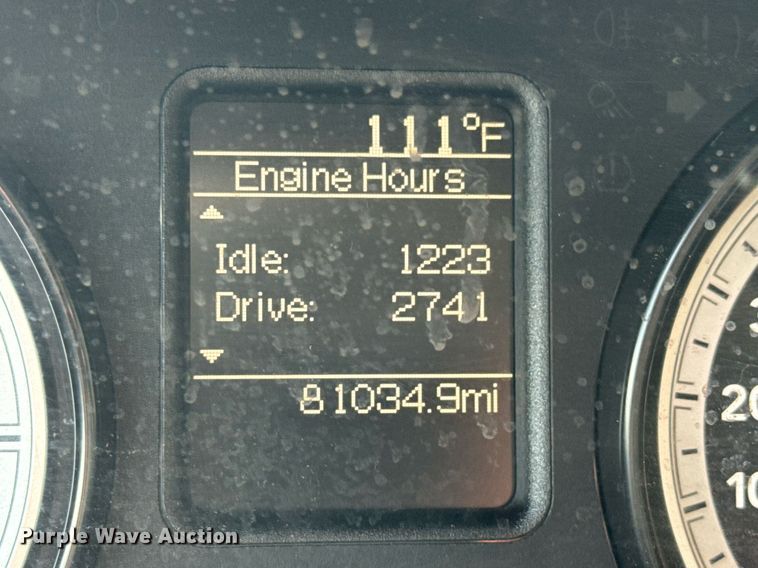 image for item EM8027 2015 Dodge Ram 2500 Crew Cab flatbed pickup truck