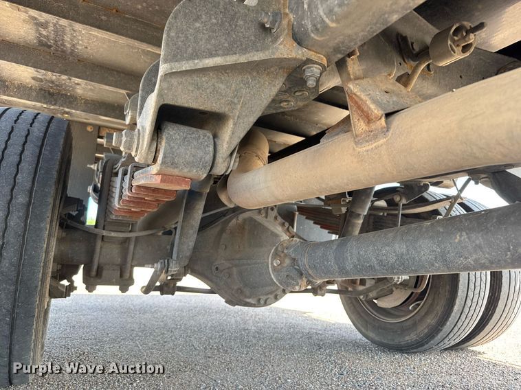 image for item EM8028 2021 Dodge Ram 5500 flatbed truck