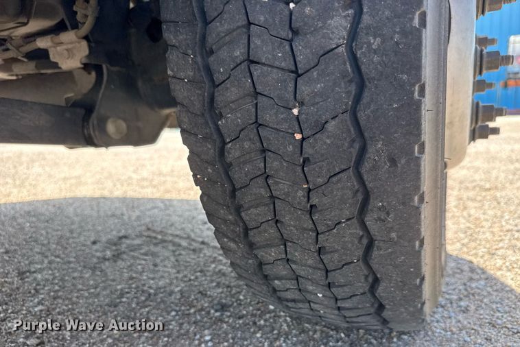 image for item EM8028 2021 Dodge Ram 5500 flatbed truck