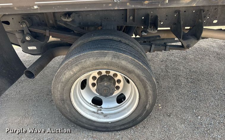 image for item EM8028 2021 Dodge Ram 5500 flatbed truck