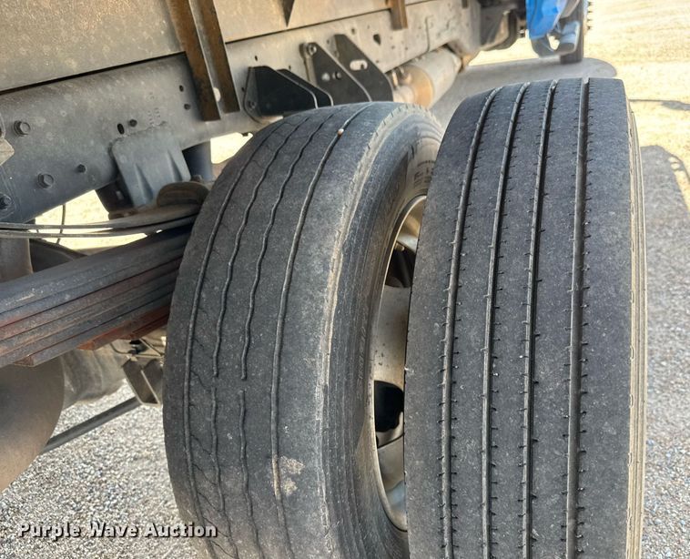 image for item EM8028 2021 Dodge Ram 5500 flatbed truck