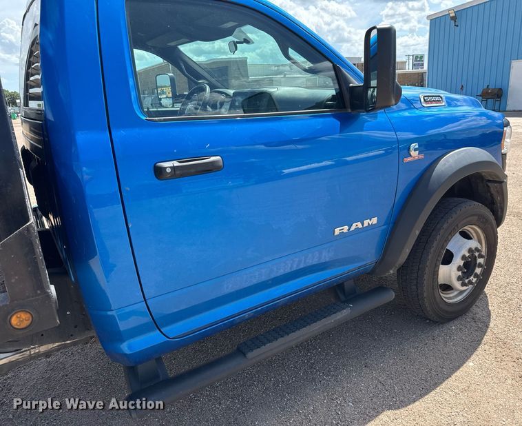 image for item EM8029 2021 Dodge Ram 5500 flatbed truck