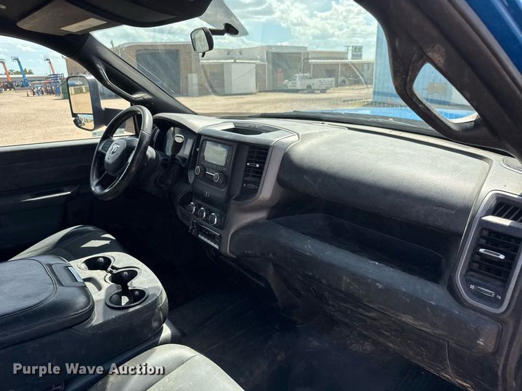 image for item EM8029 2021 Dodge Ram 5500 flatbed truck