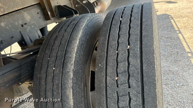 image for item EM8029 2021 Dodge Ram 5500 flatbed truck