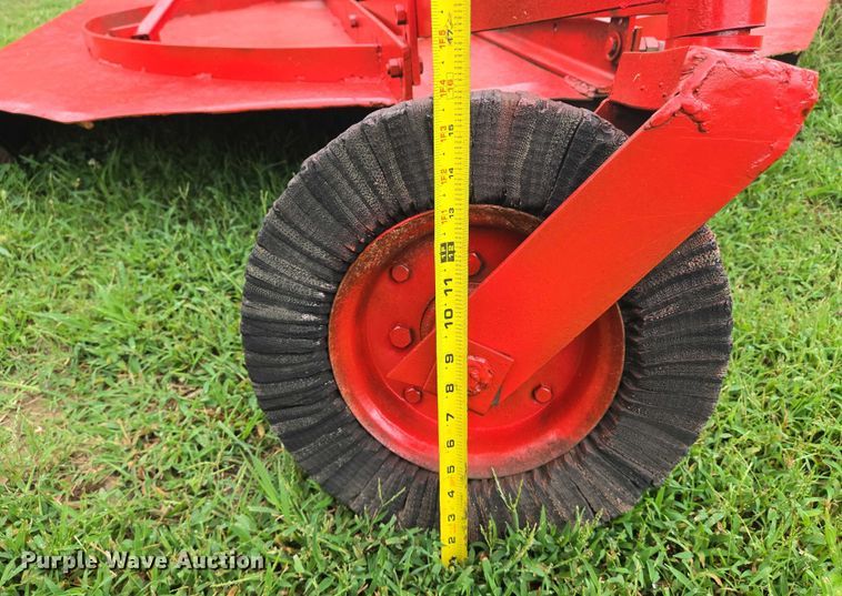 image for item EN8272 Tractor attachments