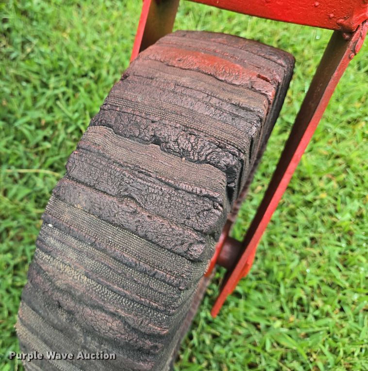 image for item EN8272 Tractor attachments