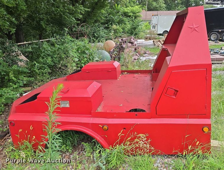 image for item EN8275 Utility truck bed