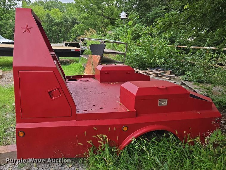 image for item EN8275 Utility truck bed