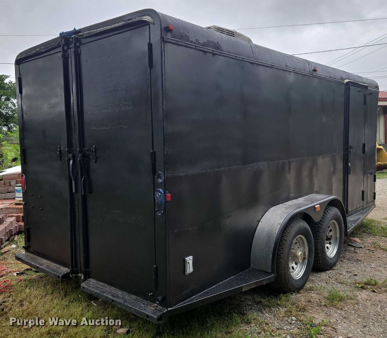 image for item EN8280 1997 Titan enclosed cargo trailer