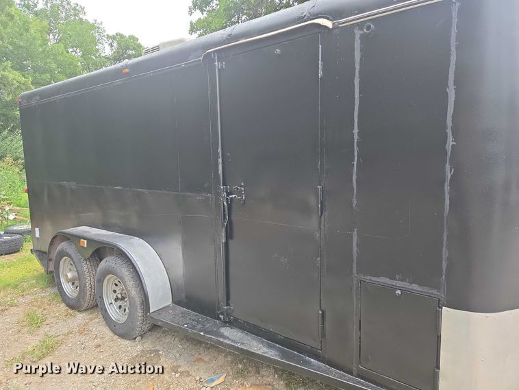 image for item EN8280 1997 Titan enclosed cargo trailer