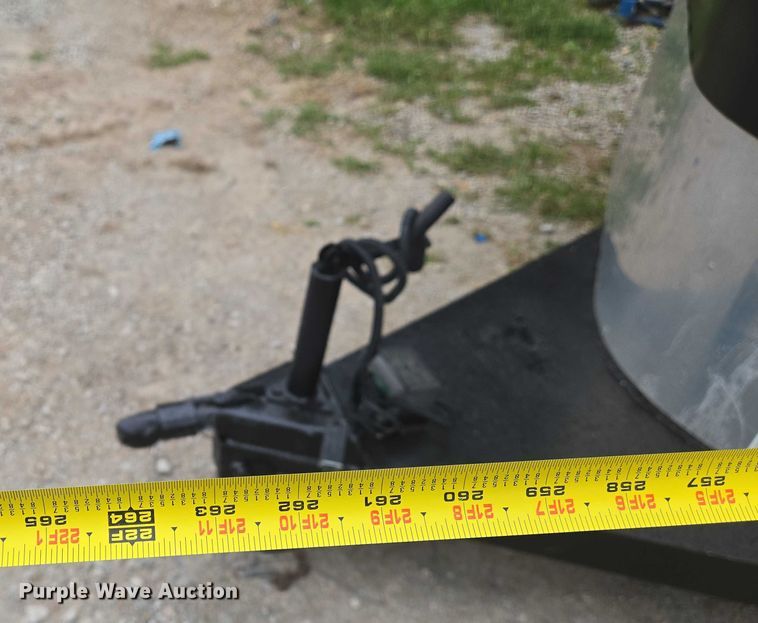 image for item EN8280 1997 Titan enclosed cargo trailer