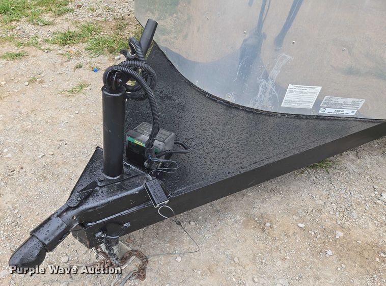 image for item EN8280 1997 Titan enclosed cargo trailer