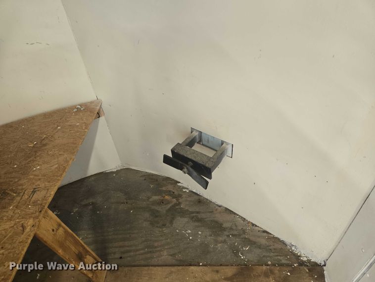 image for item EN8280 1997 Titan enclosed cargo trailer