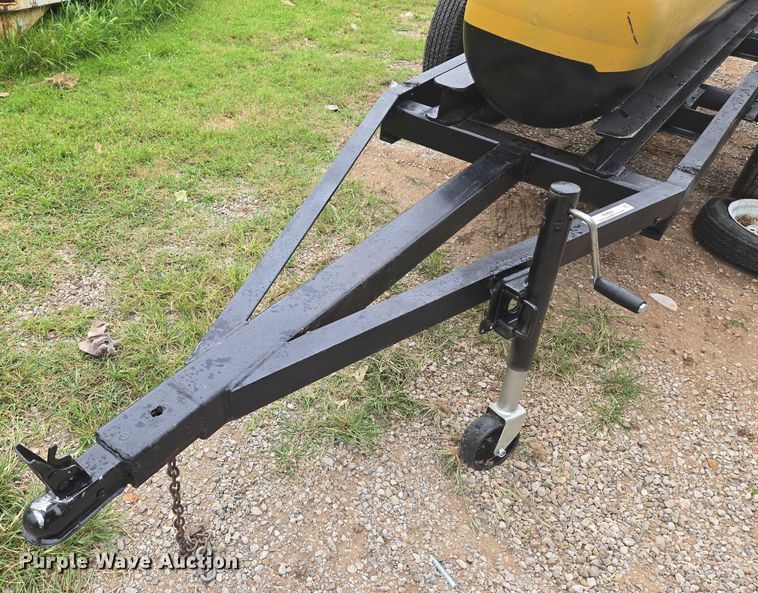 image for item EN8281 Fuel trailer