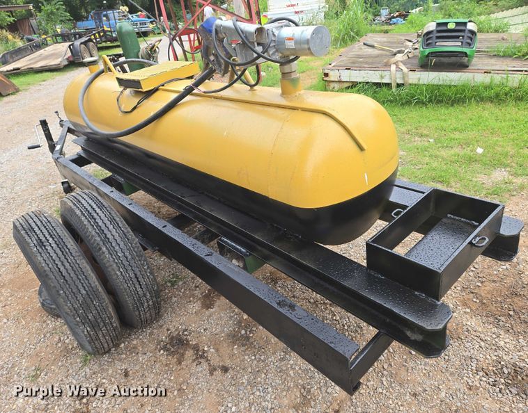 image for item EN8281 Fuel trailer