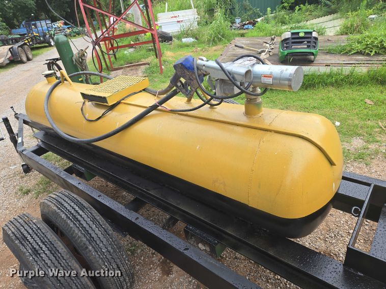 image for item EN8281 Fuel trailer