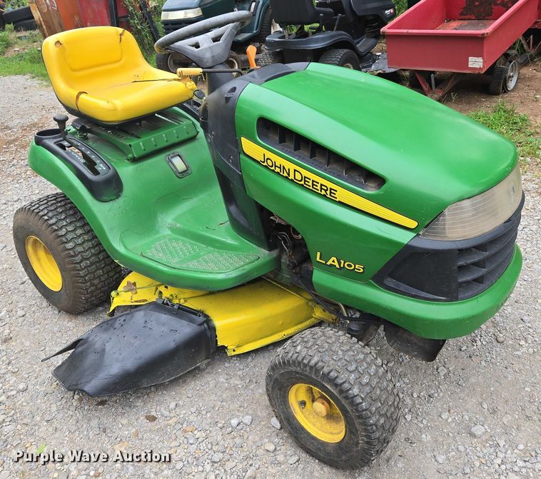 image for item EN8286 John Deere LA105 lawn mower