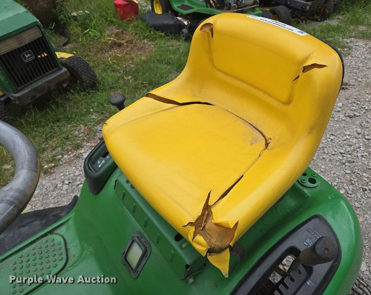 image for item EN8286 John Deere LA105 lawn mower
