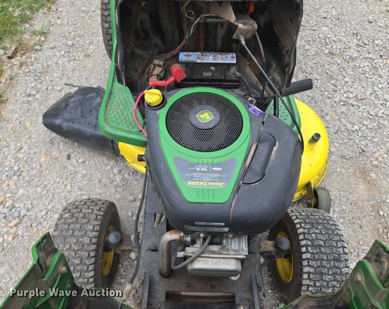 image for item EN8286 John Deere LA105 lawn mower