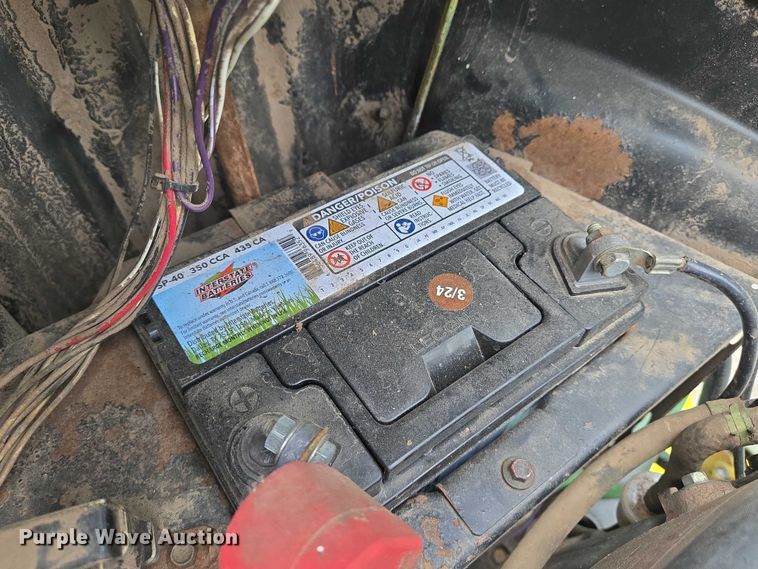 image for item EN8286 John Deere LA105 lawn mower