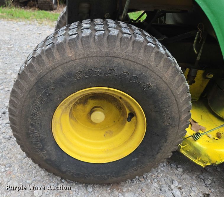 image for item EN8286 John Deere LA105 lawn mower