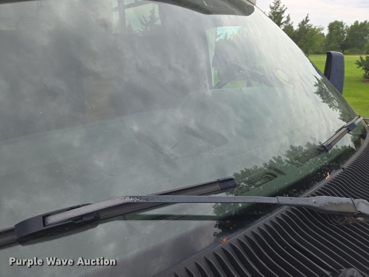 image for item EN8303 2011 Ford E450 RV