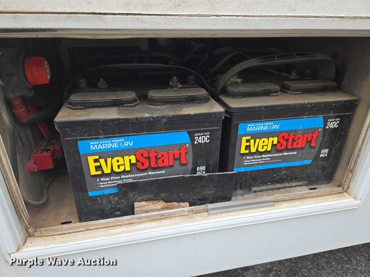 image for item EN8303 2011 Ford E450 RV